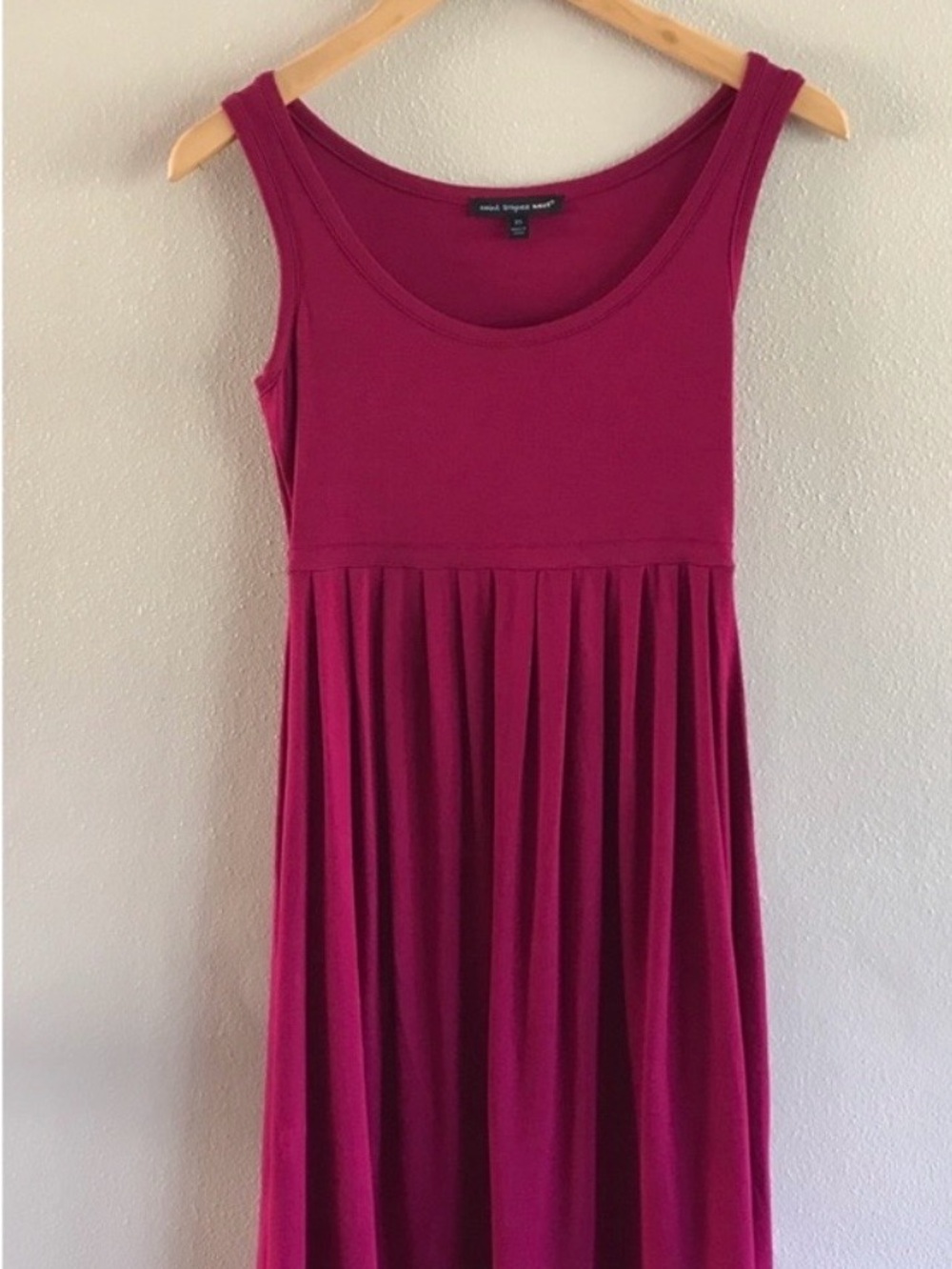Saint Tropez West Raspberry Sleeveless Midi Dress - XS